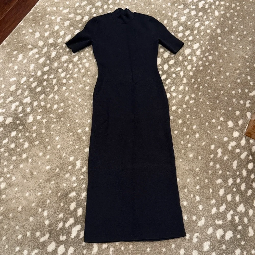 Abercrombie & Fitch Black Maxi Short-Sleeve Dress. Size XXS